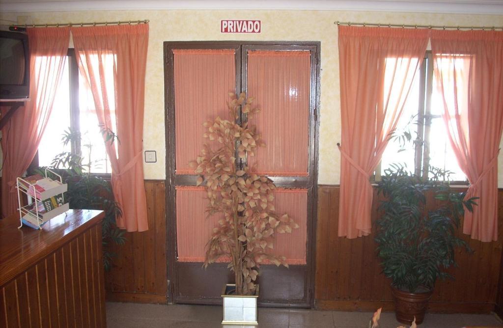 Hostal Don Diego Сан-Хуан-дель-Пуэрто Экстерьер фото
